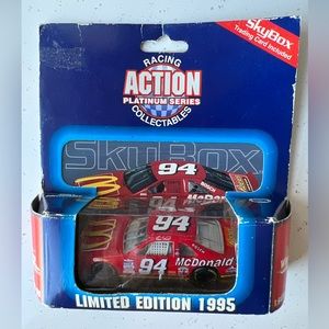 Collectable Car1995 Action Platinum Series BILL ELLIOTT #94 McDonald's ford 1:64